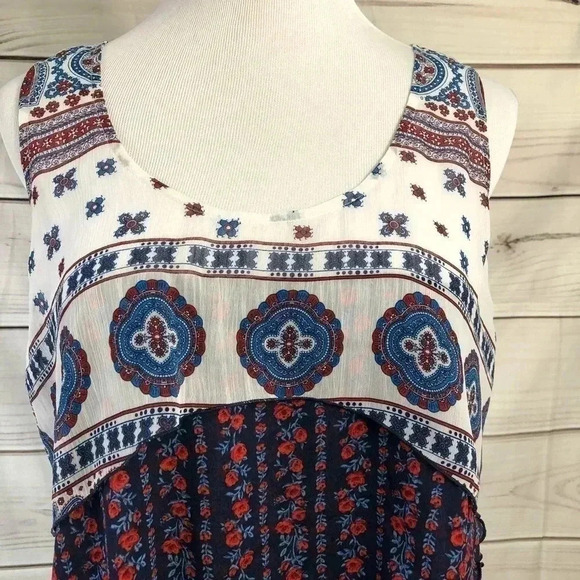 One World Ruffled Layered Sleeveless Lined Top L - Picture 3 of 8